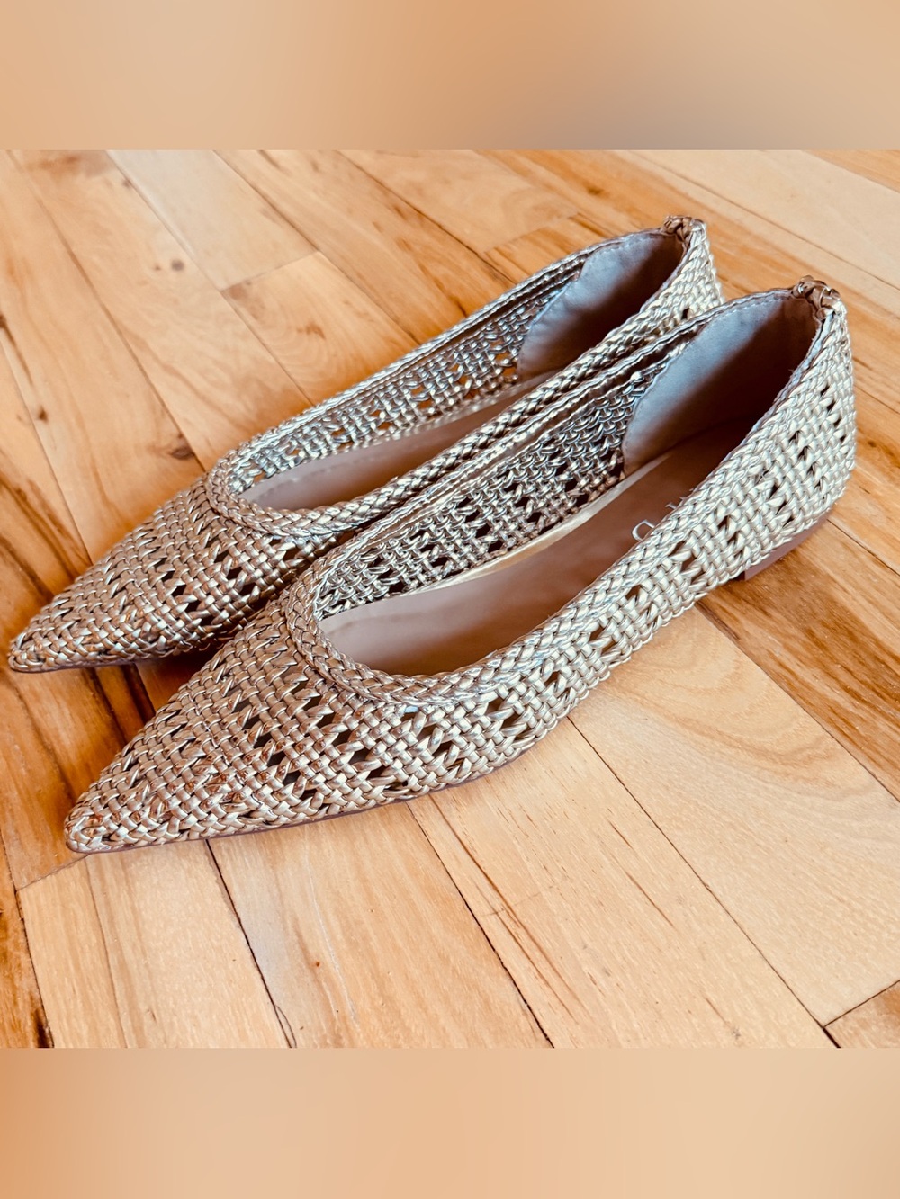 SILENT D SELMA Flat Gold Metallic Beautiful Shoes (37) 6.5 EXCELLENT